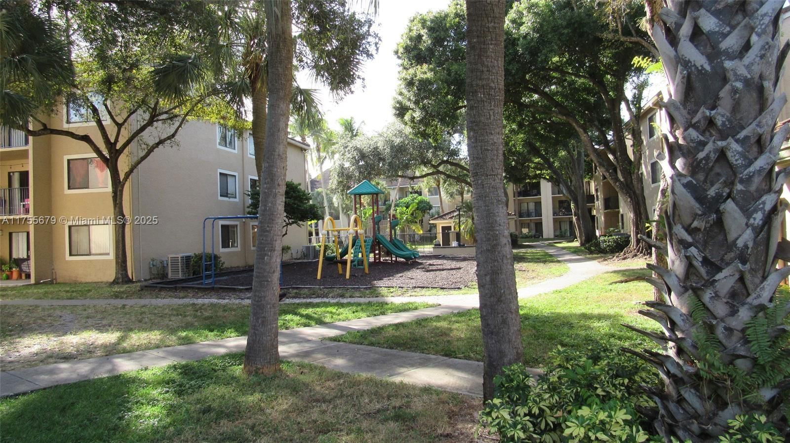 Real estate property located at 9200 Atlantic Blvd #1422, Broward, Visconti Condo, Coral Springs, FL