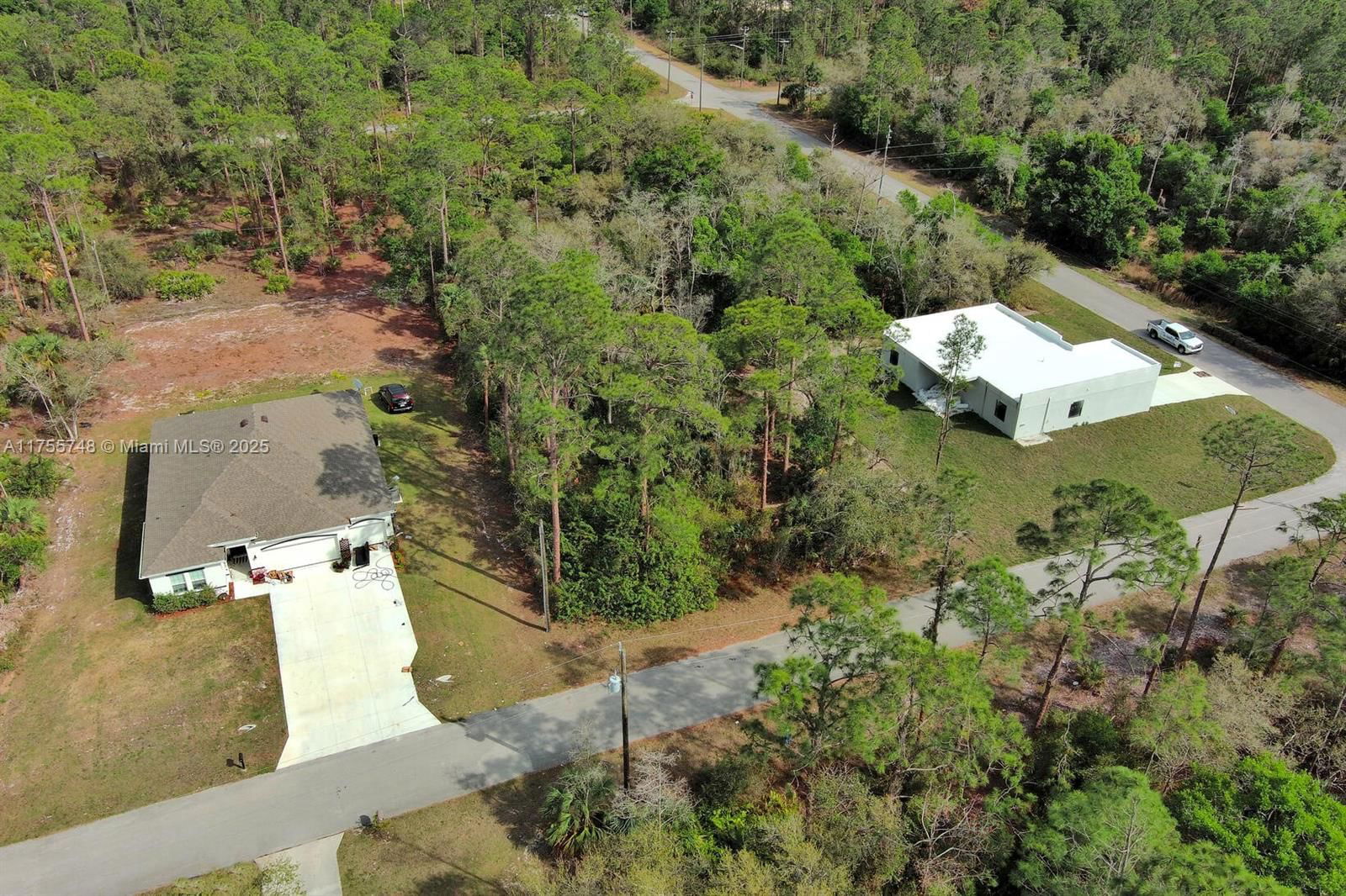 Real estate property located at 1702 Greenwood Ave, Lee, Lehigh Acres, Lehigh Acres, FL