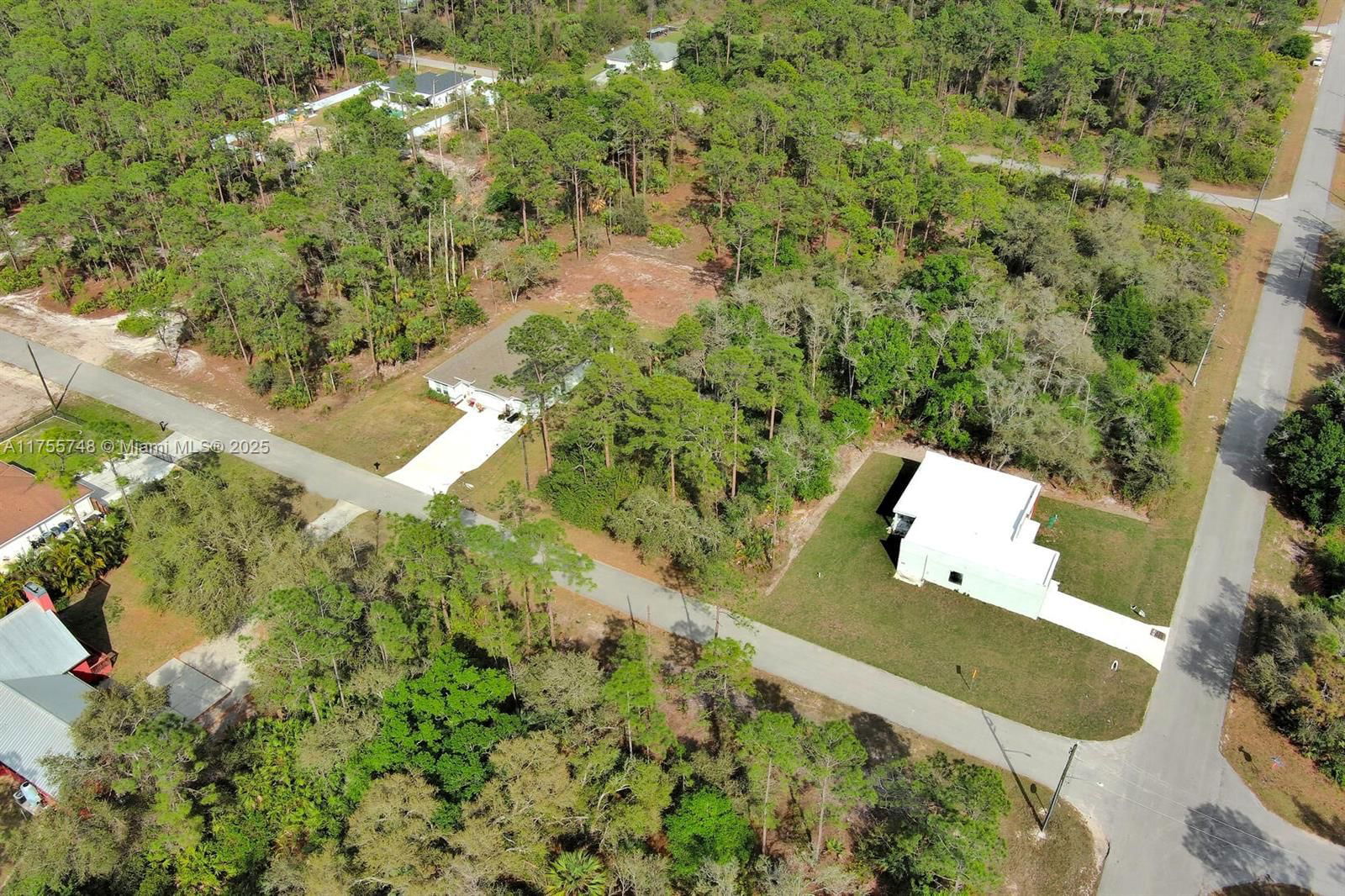 Real estate property located at 1702 Greenwood Ave, Lee, Lehigh Acres, Lehigh Acres, FL