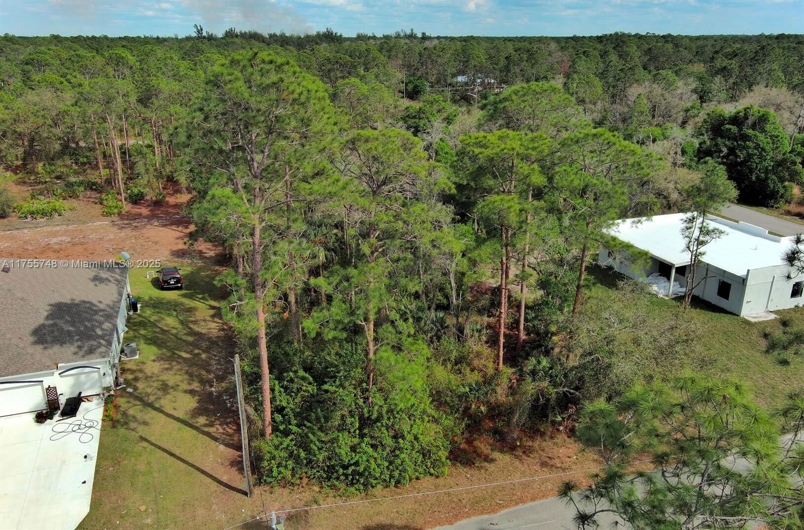 Real estate property located at 1702 Greenwood Ave, Lee, Lehigh Acres, Lehigh Acres, FL