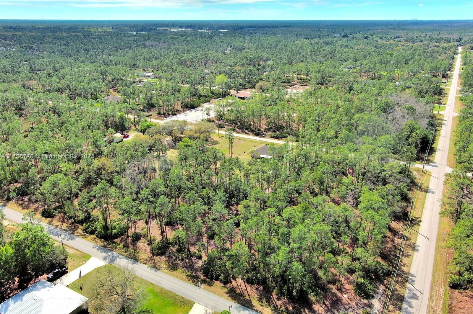 Real estate property located at 2221 Canton Ave, Lee, Lehigh Acres, Lehigh Acres, FL