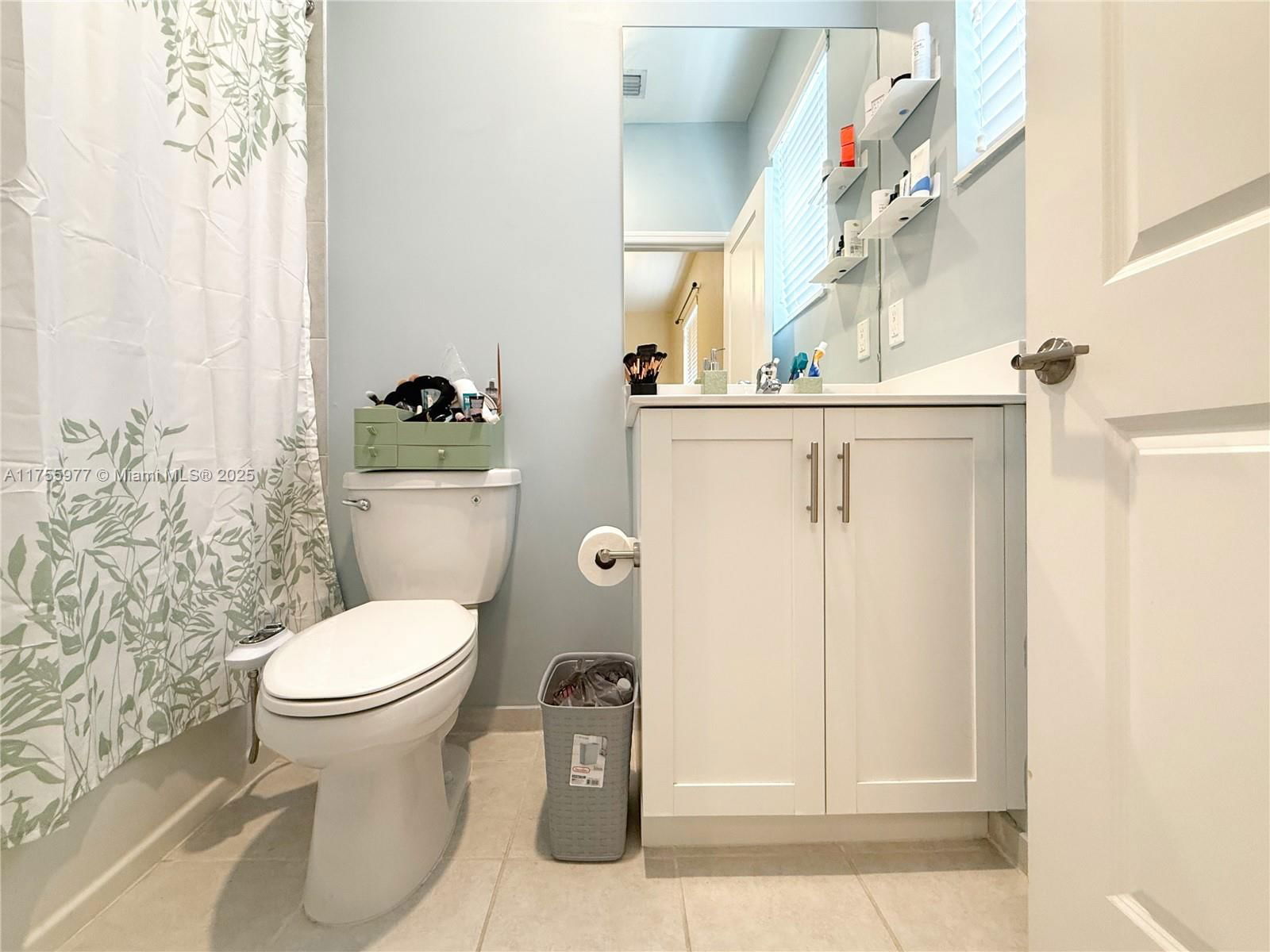 Real estate property located at 18220 148th Rd, Miami-dade, Bowtie Subdivision, Miami, FL