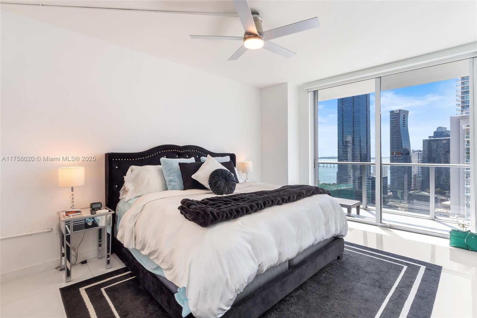 Real estate property located at 1100 Miami Ave #3303, Miami-dade, 1100 Millecento Residence, Miami, FL