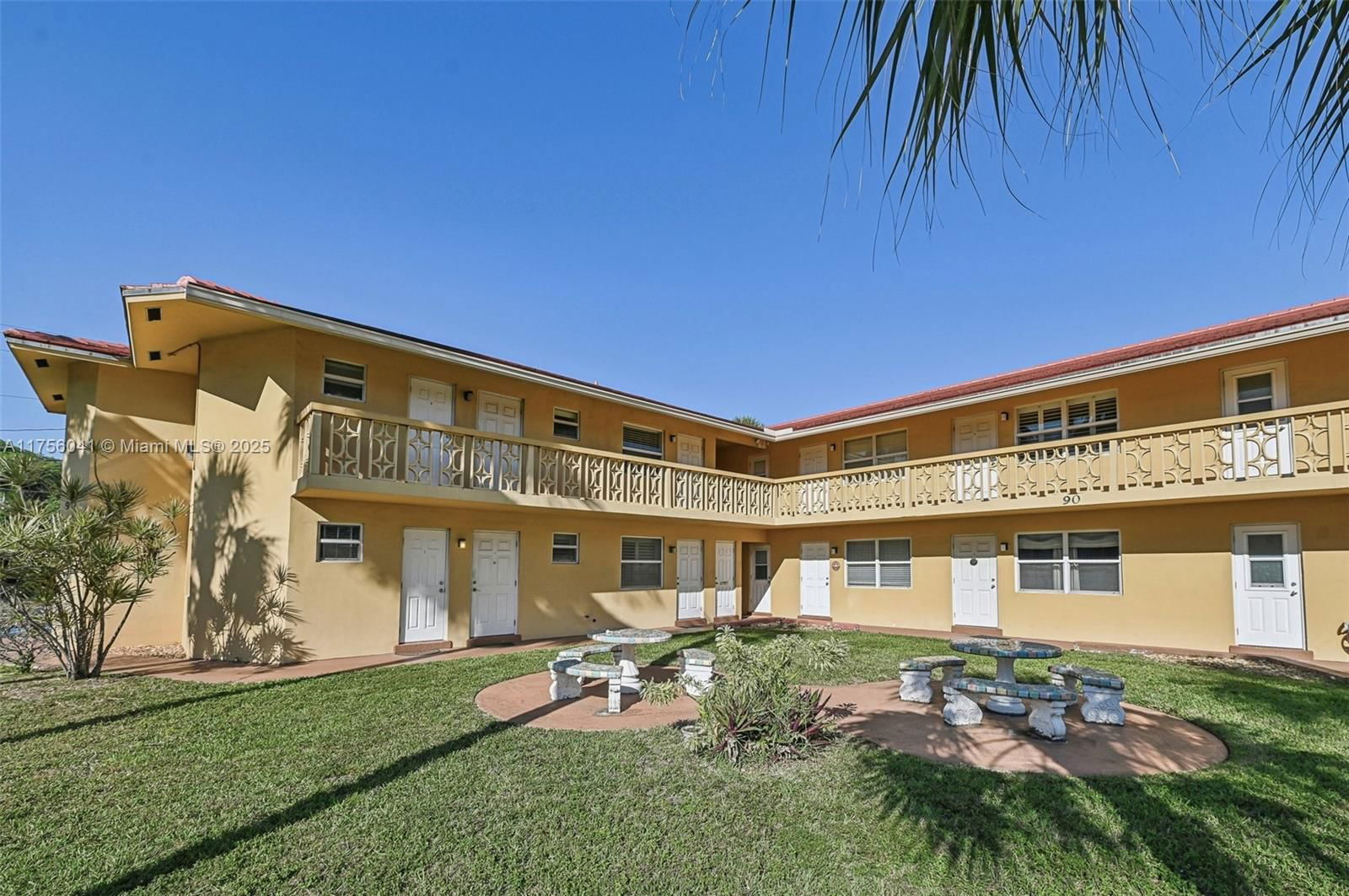 Real estate property located at 90 19th Ave #1, Broward, ATLANTIC APT CO-OP, Deerfield Beach, FL