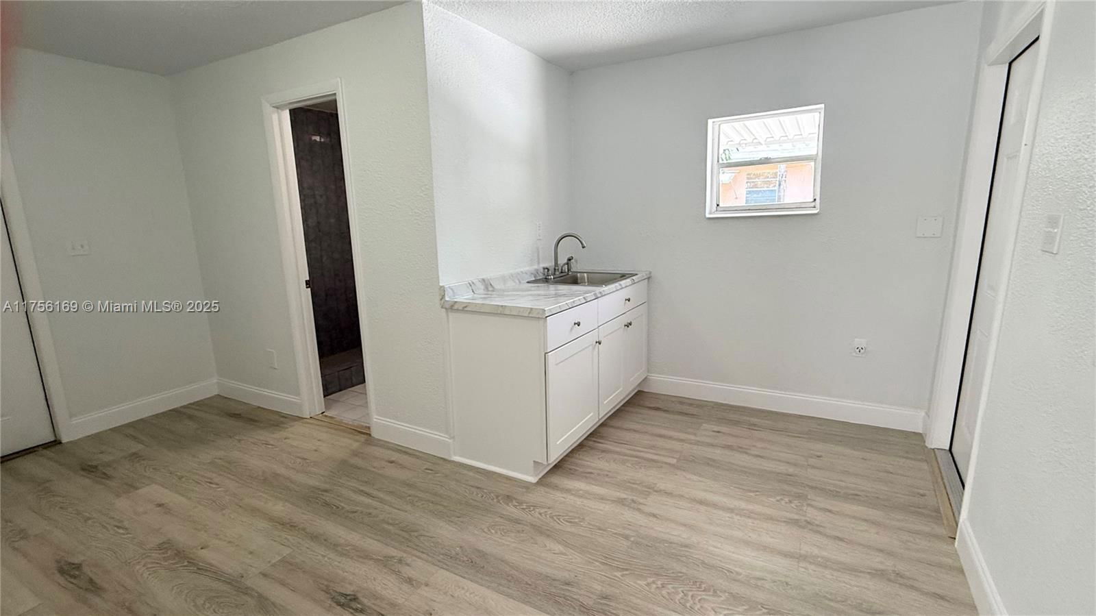 Real estate property located at 10500 32nd Ct, Miami-dade, Acme Gulfair 2nd Addn, Miami, FL