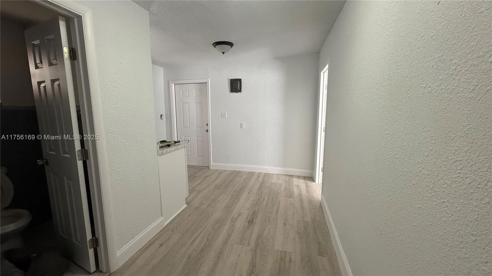 Real estate property located at 10500 32nd Ct, Miami-dade, Acme Gulfair 2nd Addn, Miami, FL