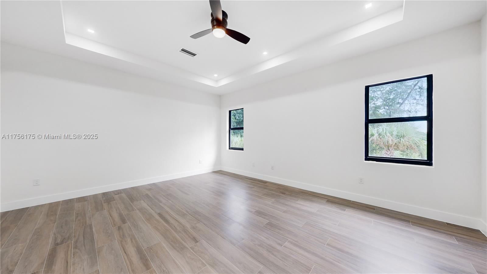 Real estate property located at 13083 Davie Oaks Dr, Broward, The Oaks Of Davie, Davie, FL