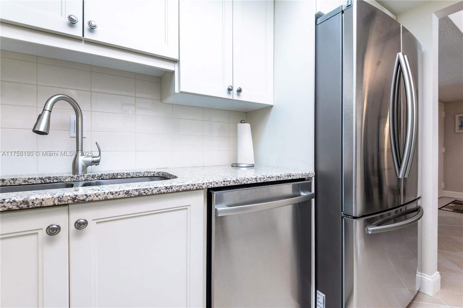 Real estate property located at 2090 ATLANTIC AVE #402, Brevard, Summerwind Condo Of Cocoa, Cocoa Beach, FL