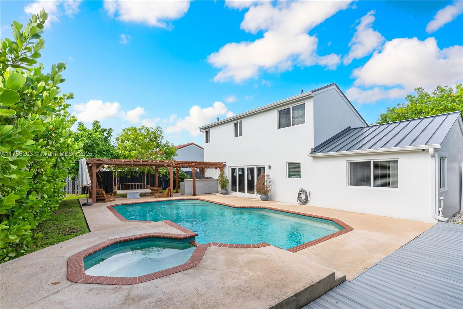 Real estate property located at 17974 137th Pl, Miami-dade, Three Lakes, Miami, FL