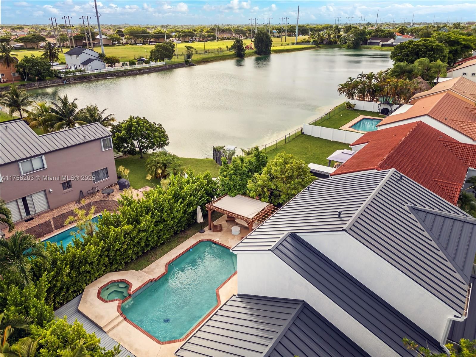 Real estate property located at 17974 137th Pl, Miami-dade, Three Lakes, Miami, FL