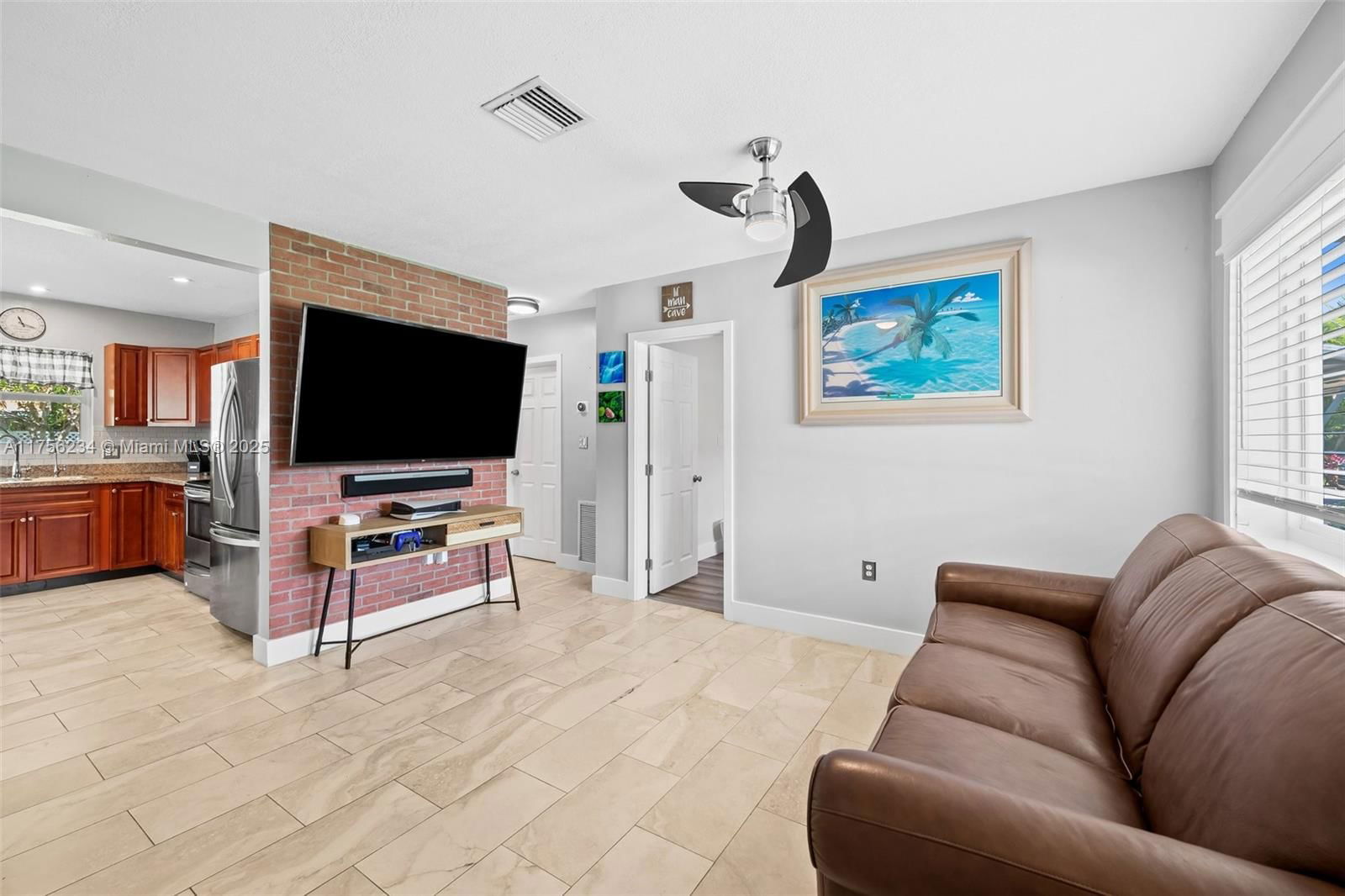 Real estate property located at 621 37th St, Broward, Lloyd Estates Add Corr Pl, Oakland Park, FL