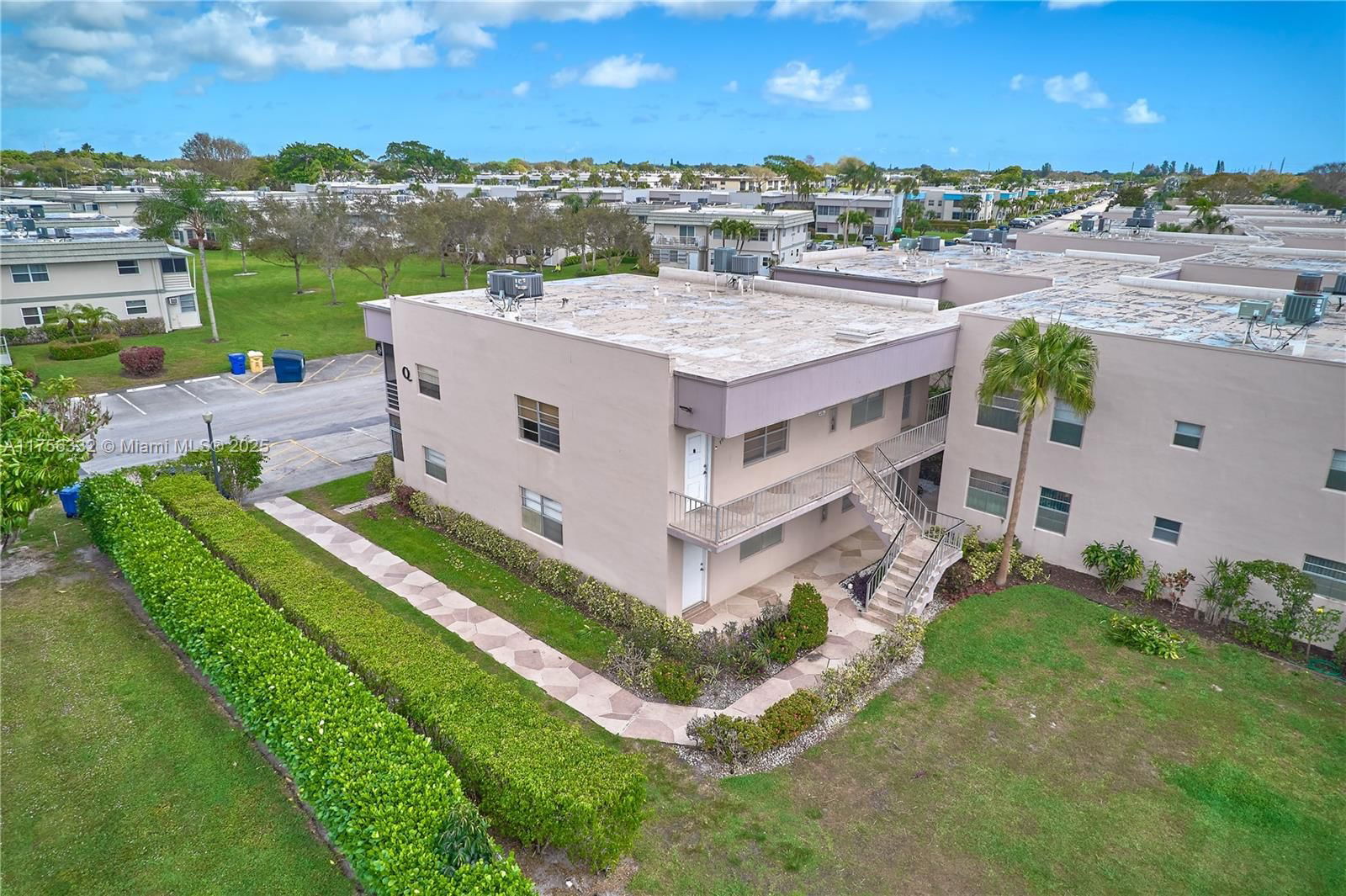 Real estate property located at 793 Flanders Q, Palm Beach, Kings Point, Delray Beach, FL