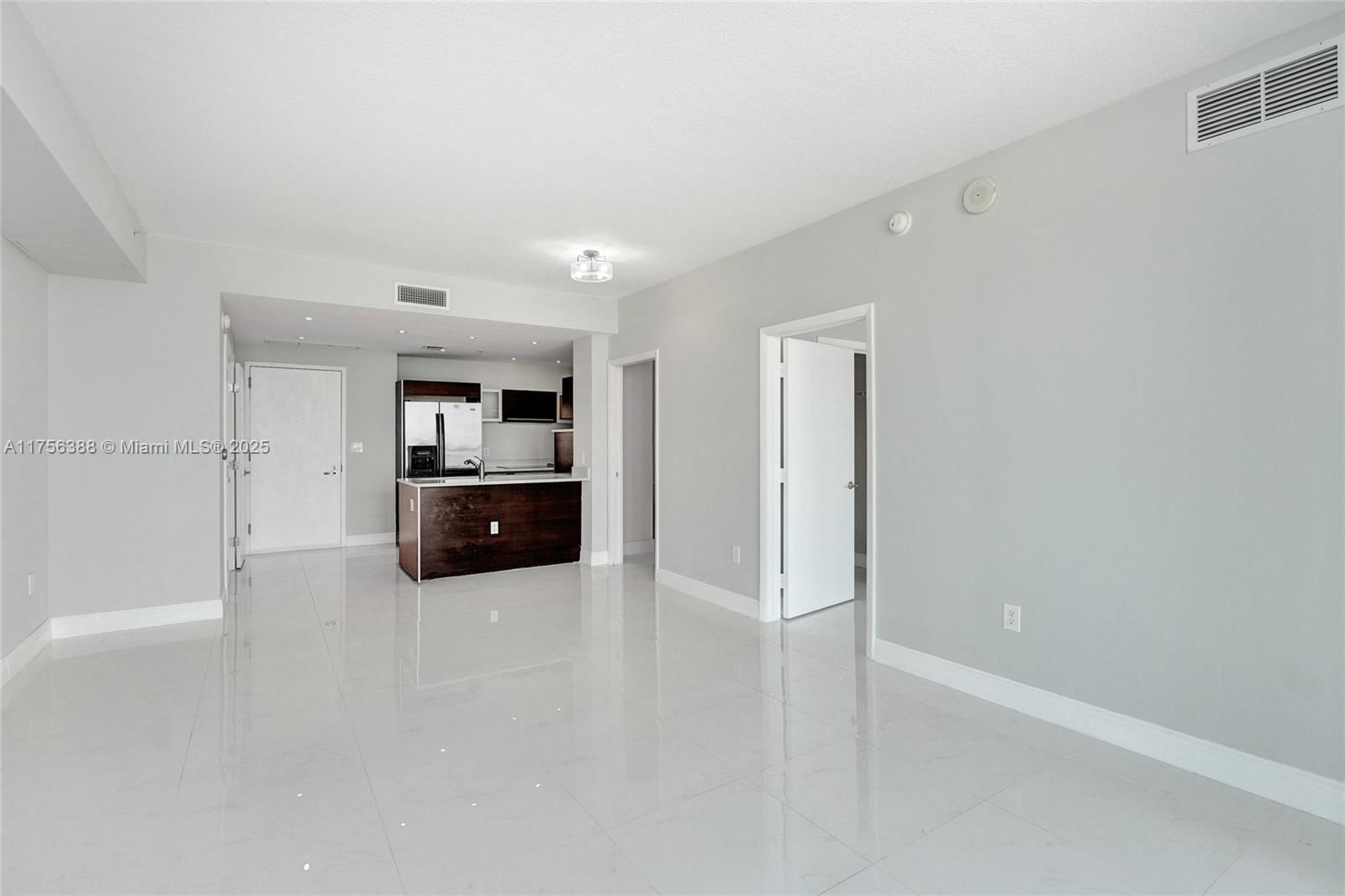 Real estate property located at 1900 Bayshore Dr #2016, Miami-dade, Quantum On The Bay Condo, Miami, FL