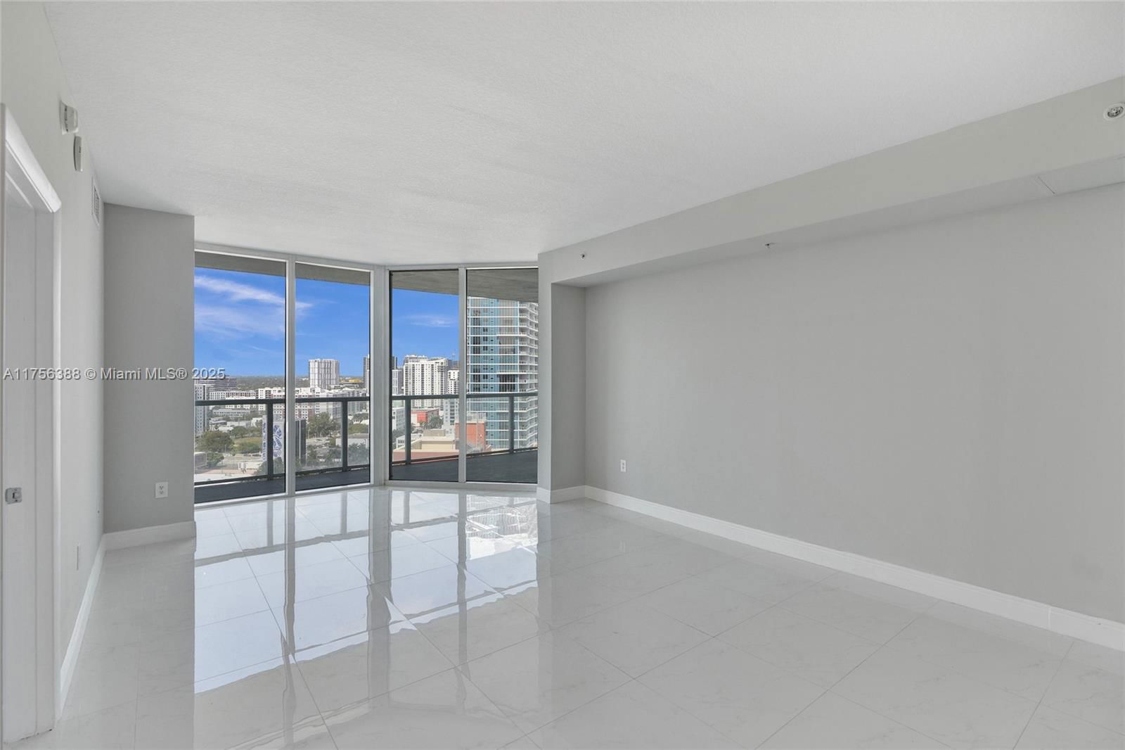 Real estate property located at 1900 Bayshore Dr #2016, Miami-dade, Quantum On The Bay Condo, Miami, FL
