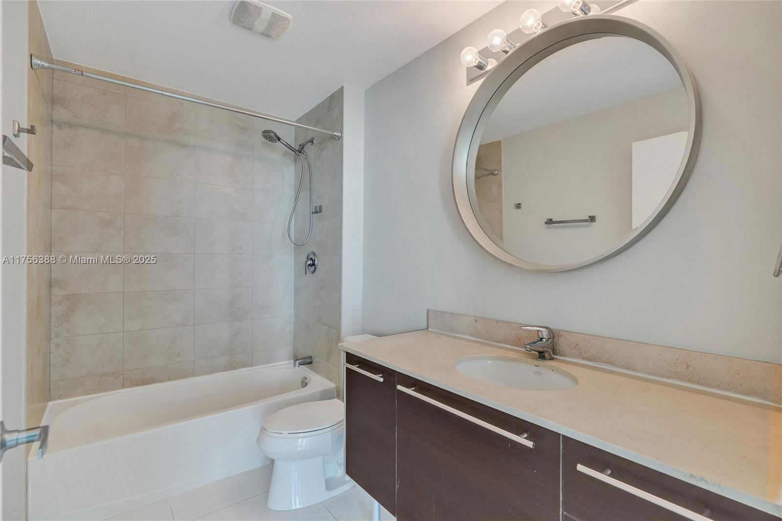 Real estate property located at 1900 Bayshore Dr #2016, Miami-dade, Quantum On The Bay Condo, Miami, FL