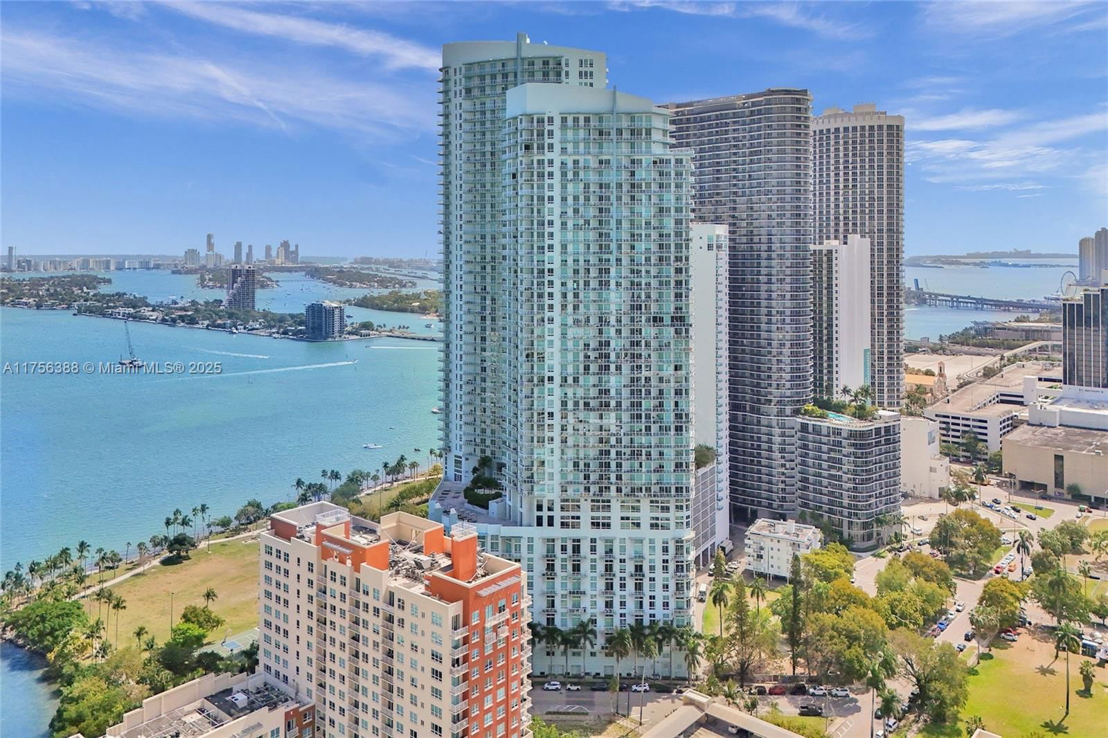 Real estate property located at 1900 Bayshore Dr #2016, Miami-dade, Quantum On The Bay Condo, Miami, FL