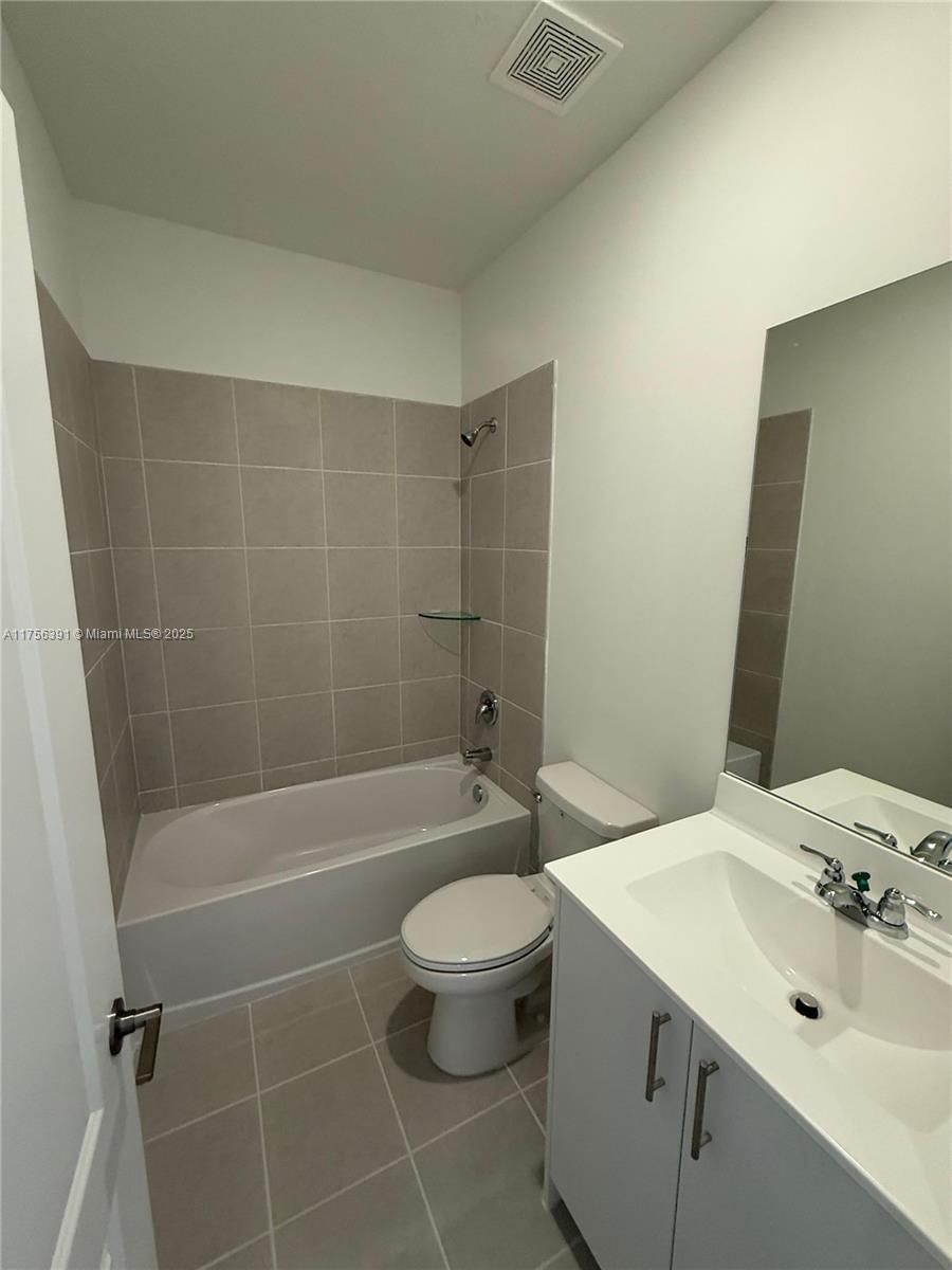 Real estate property located at 2851 25TH RD, Miami-dade, Keys Gate, Homestead, FL