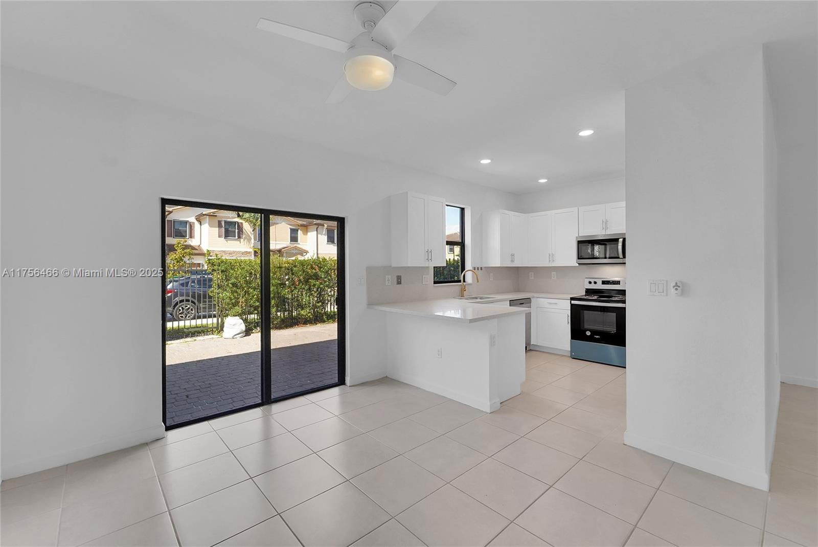 Real estate property located at 4649 Caspian Way #4649, Broward, Trotters Chase, Davie, FL