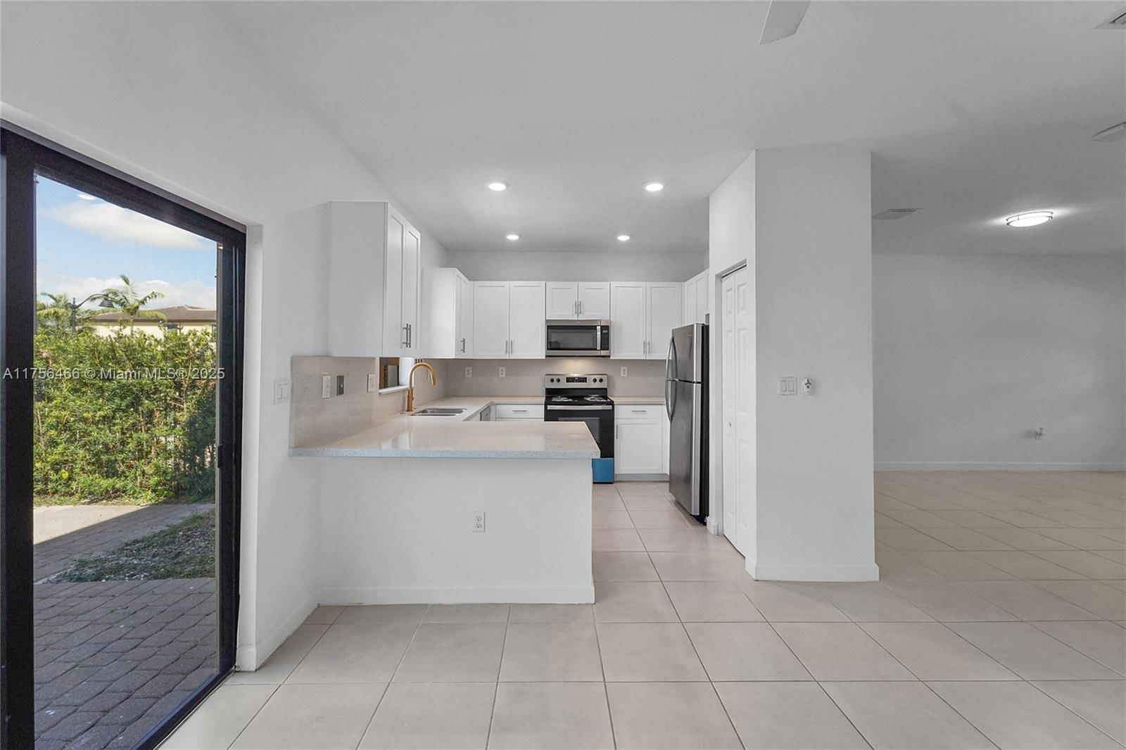 Real estate property located at 4649 Caspian Way #4649, Broward, Trotters Chase, Davie, FL