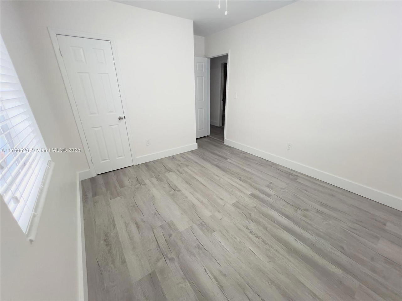 Real estate property located at 3595 98th St, Miami-dade, The Tropics Addn, Miami, FL