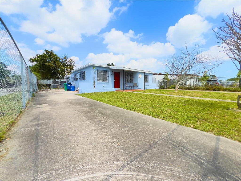 Real estate property located at 3595 98th St, Miami-dade, The Tropics Addn, Miami, FL