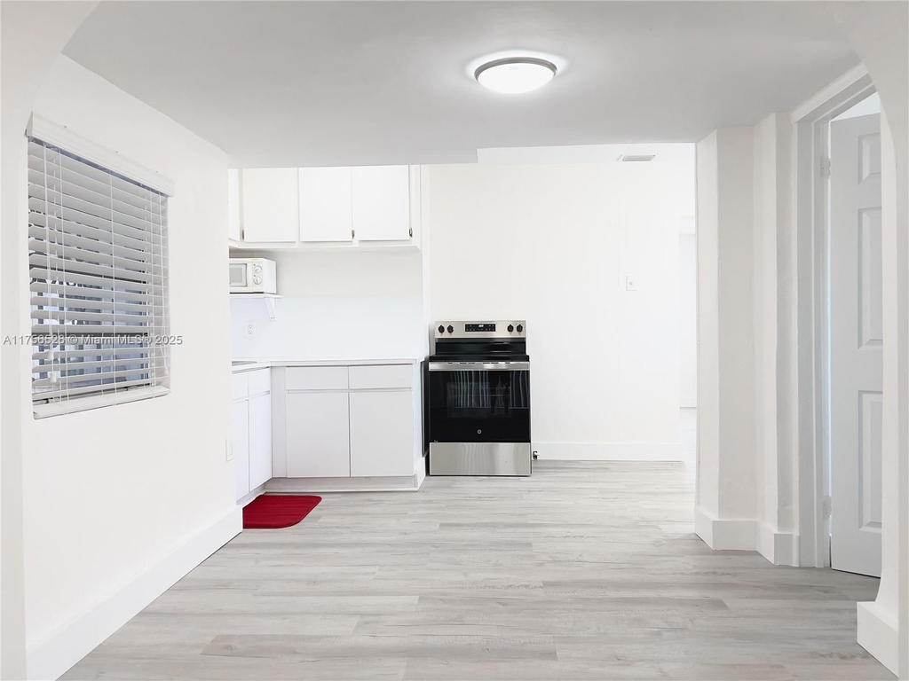 Real estate property located at 3595 98th St, Miami-dade, The Tropics Addn, Miami, FL