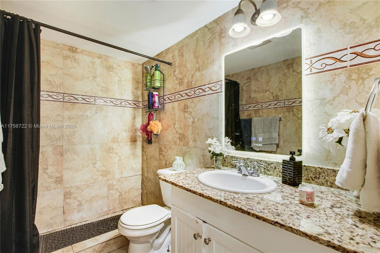 Real estate property located at 11930 19th Dr #7, Miami-dade, Sans Souci Condo, North Miami, FL