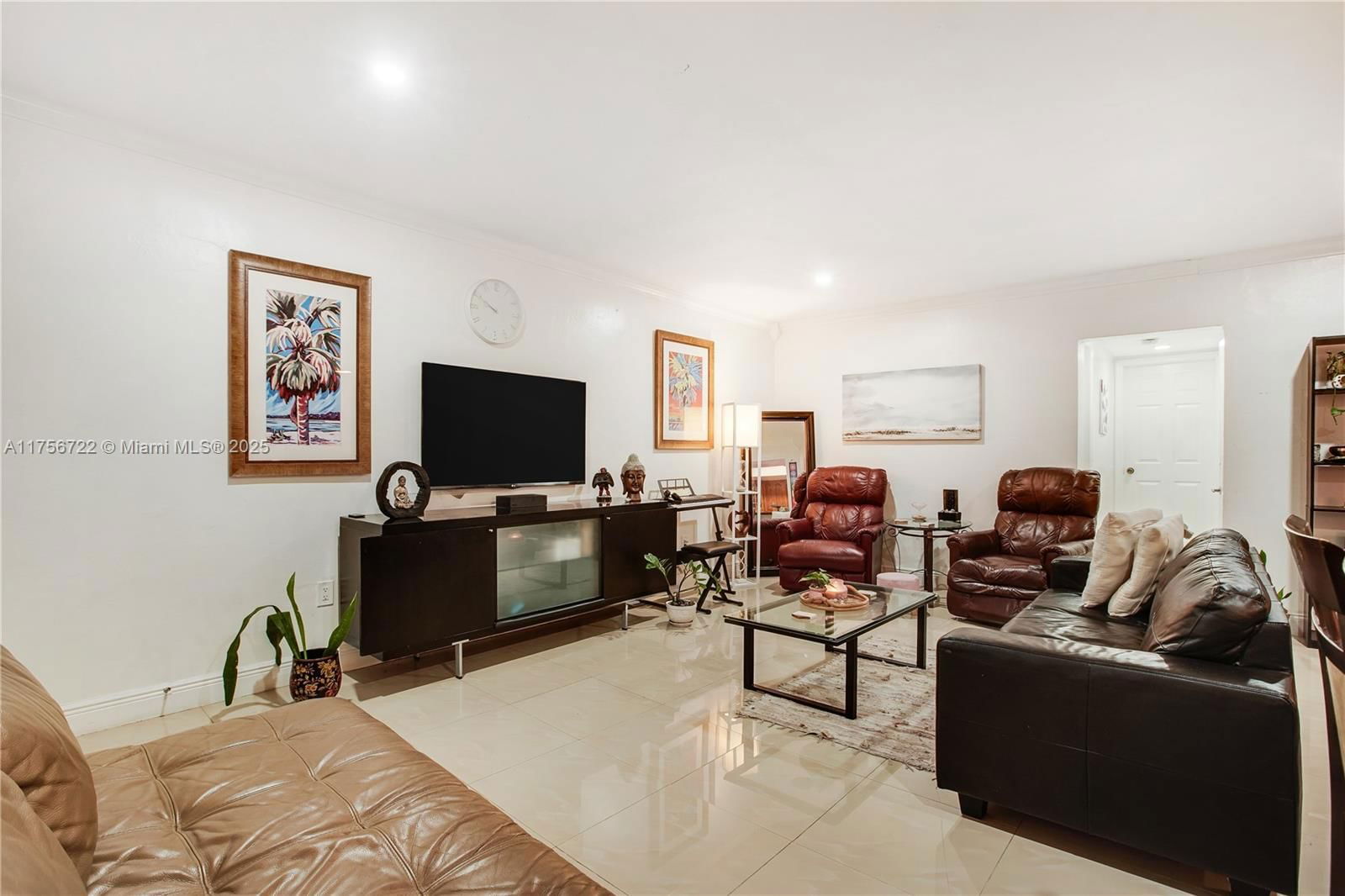 Real estate property located at 11930 19th Dr #7, Miami-dade, Sans Souci Condo, North Miami, FL