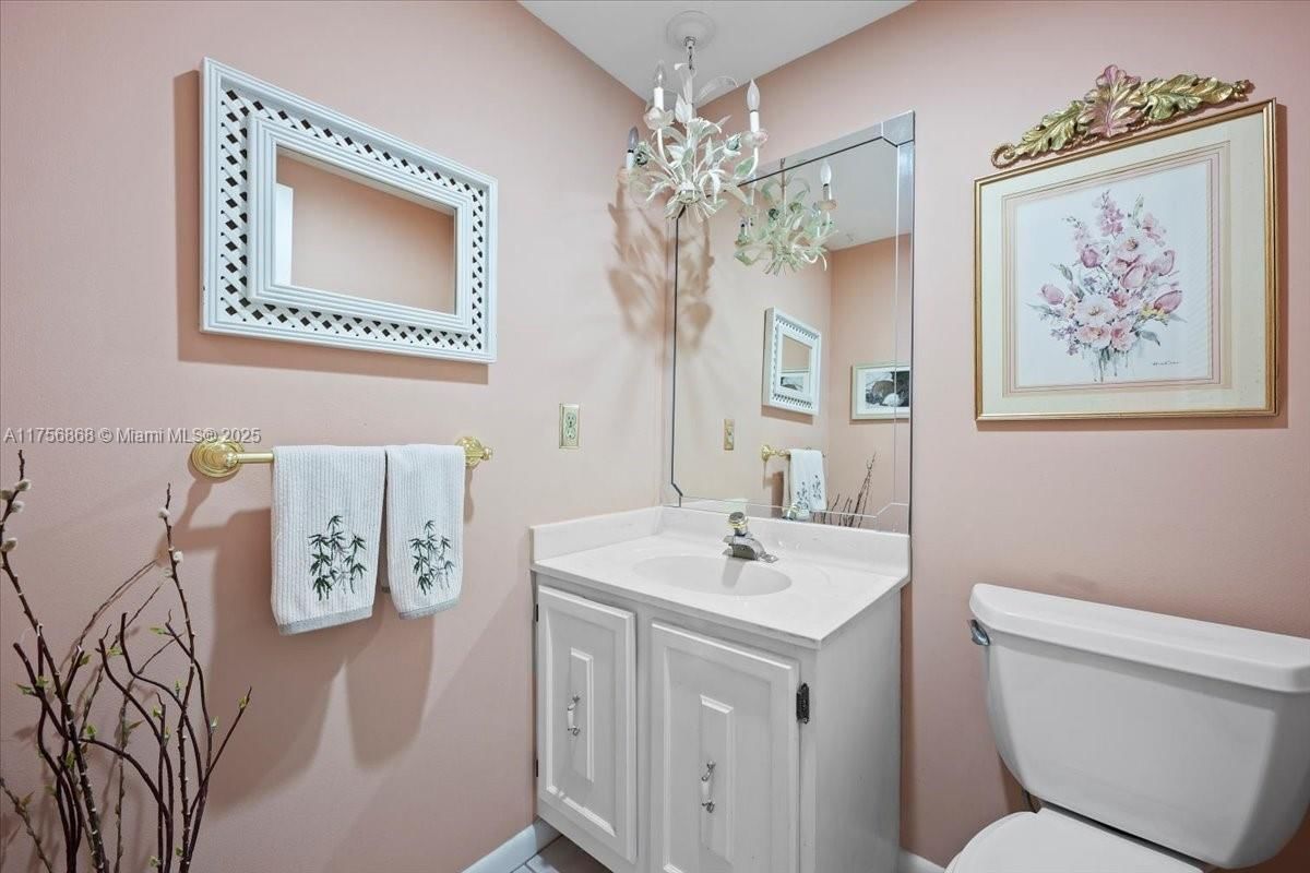 Real estate property located at 18369 Wood Haven Ln J, Martin, Riverbend Condo, Jupiter, FL