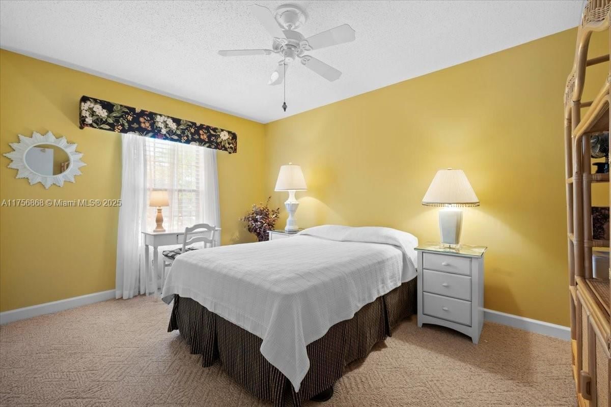 Real estate property located at 18369 Wood Haven Ln J, Martin, Riverbend Condo, Jupiter, FL