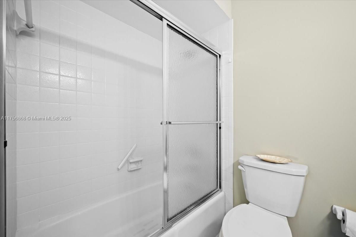 Real estate property located at 18369 Wood Haven Ln J, Martin, Riverbend Condo, Jupiter, FL