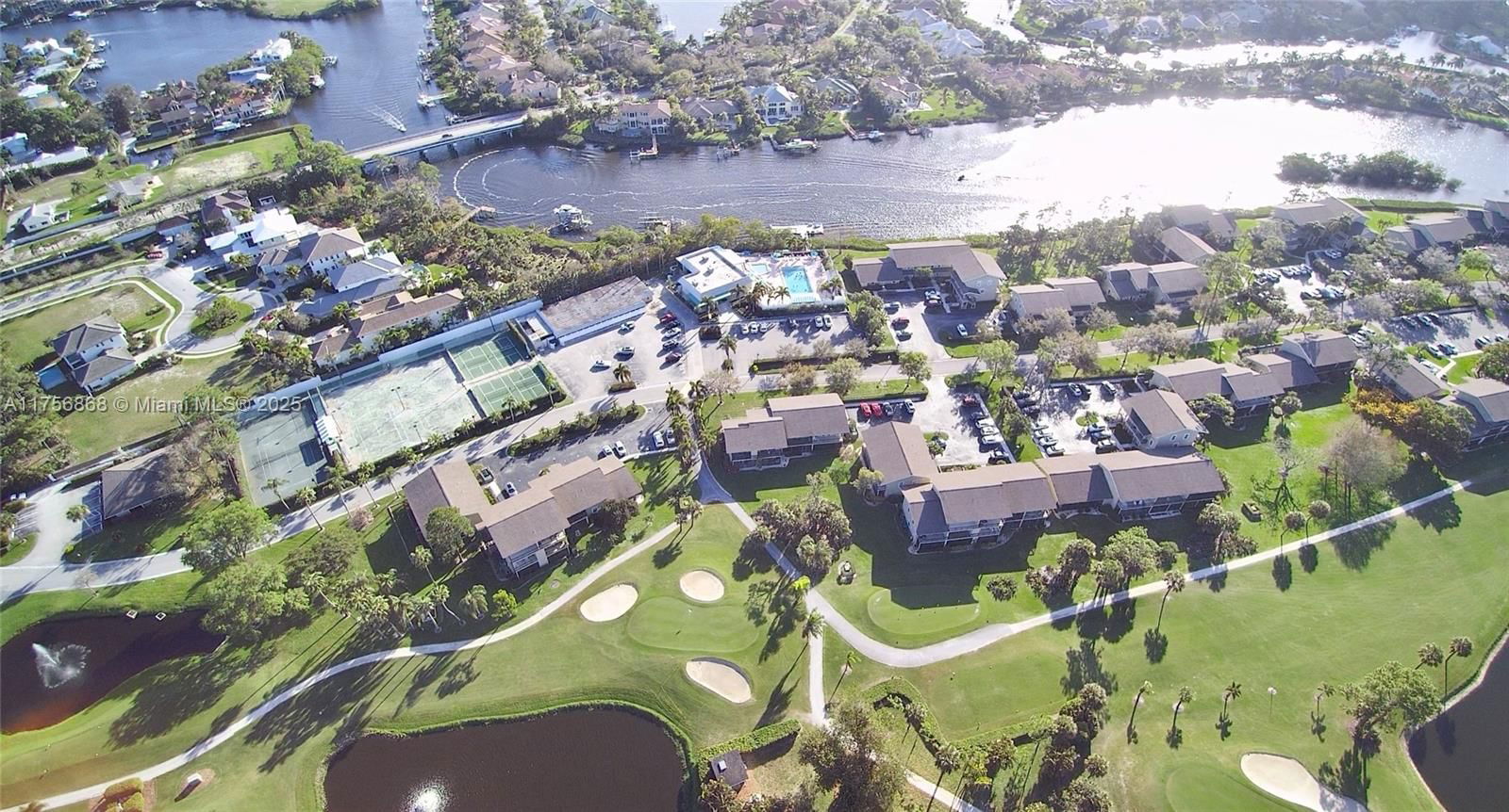 Real estate property located at 18369 Wood Haven Ln J, Martin, Riverbend Condo, Jupiter, FL
