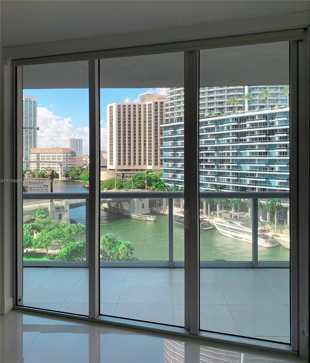 Real estate property located at 465 Brickell Ave #1002, Miami-dade, Icon Brickell Condo No 1, Miami, FL