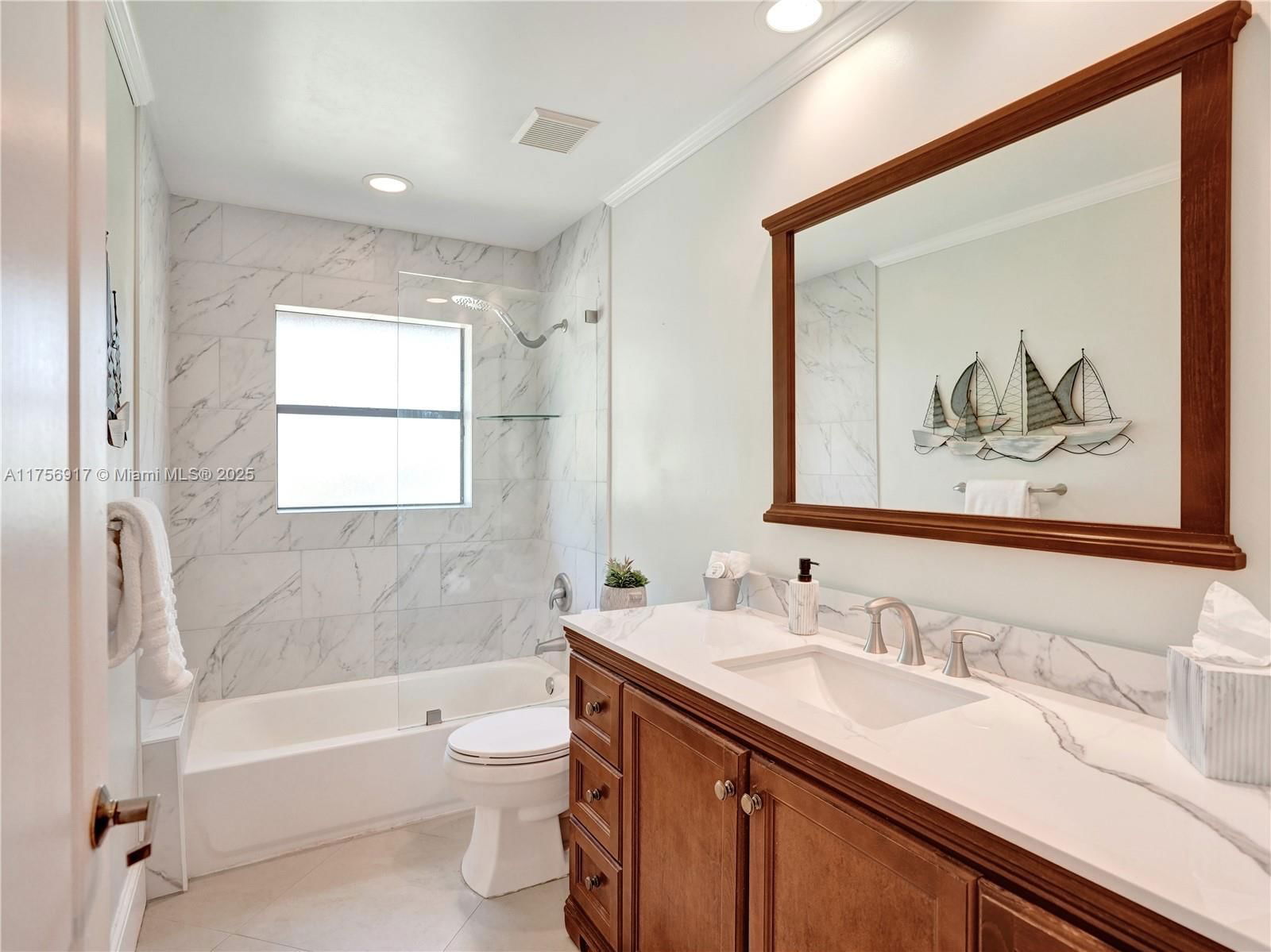 Real estate property located at 1034 Poplar Circle, Broward, Country Isles, Weston, FL