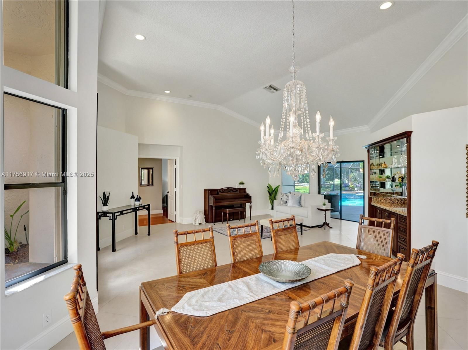 Real estate property located at 1034 Poplar Circle, Broward, Country Isles, Weston, FL