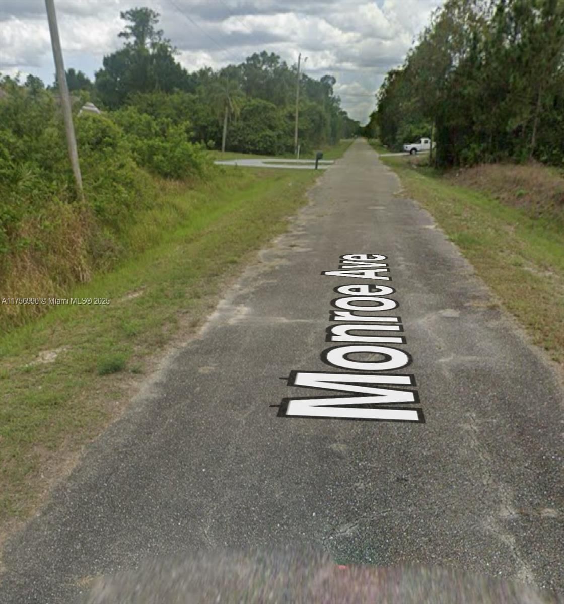 Real estate property located at 323 Monroe Ave, Lee, Lehigh Acres Unit 12 Repl, Lehigh Acres, FL