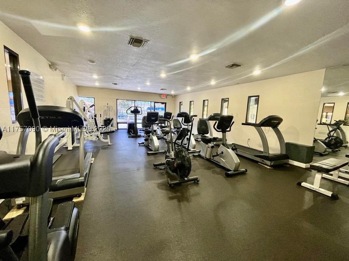 Real estate property located at 2801 Pine Island Rd #312, Broward, Sunrise Lakes Phase 3, Sunrise, FL