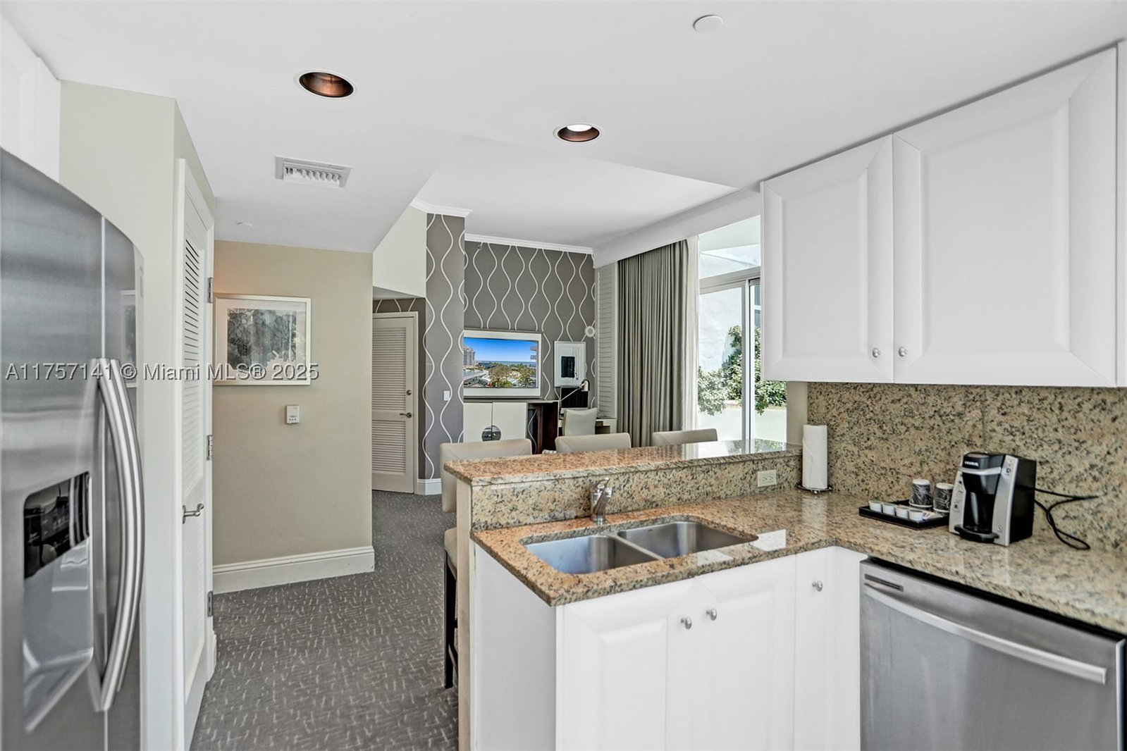 Real estate property located at 4401 Collins Ave #702/704, Miami-dade, Fontainebleau Ii Tresor, Miami Beach, FL