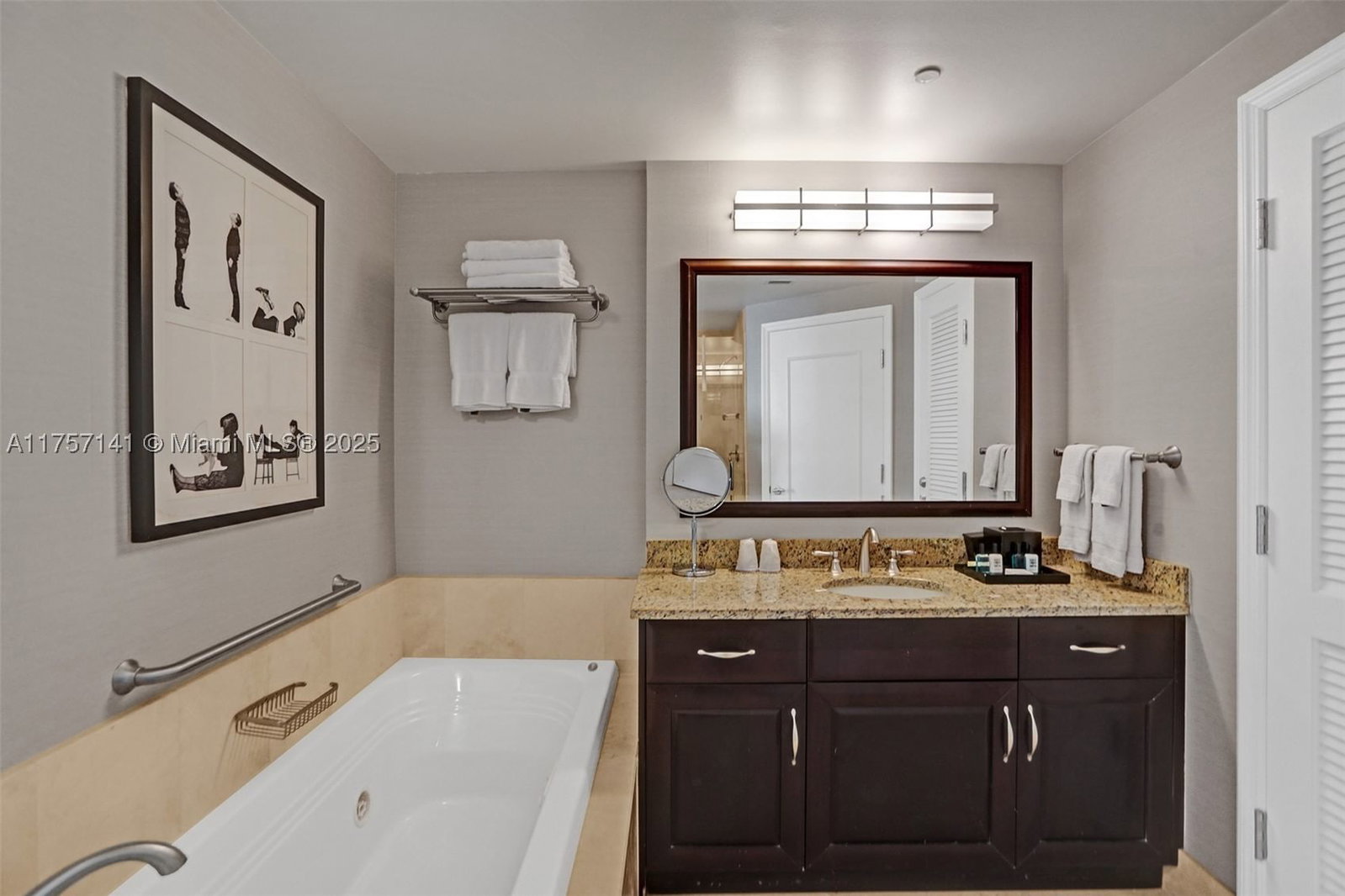 Real estate property located at 4401 Collins Ave #702/704, Miami-dade, Fontainebleau Ii Tresor, Miami Beach, FL