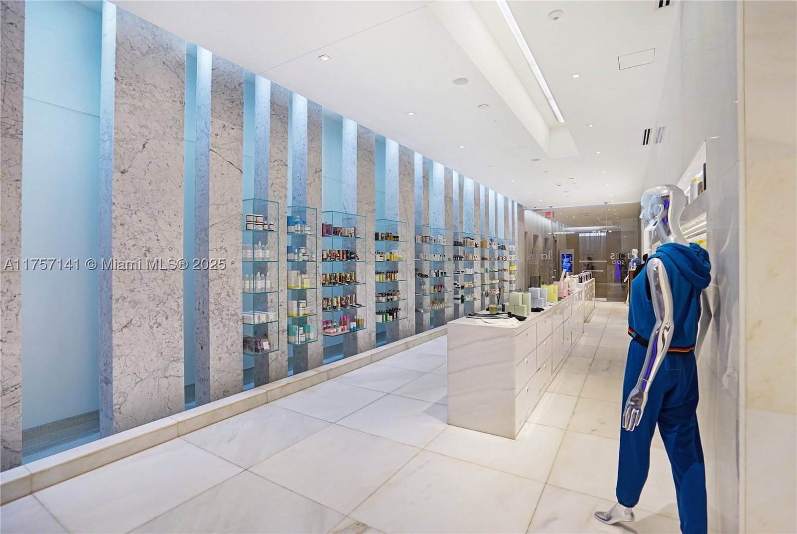Real estate property located at 4401 Collins Ave #702/704, Miami-dade, Fontainebleau Ii Tresor, Miami Beach, FL
