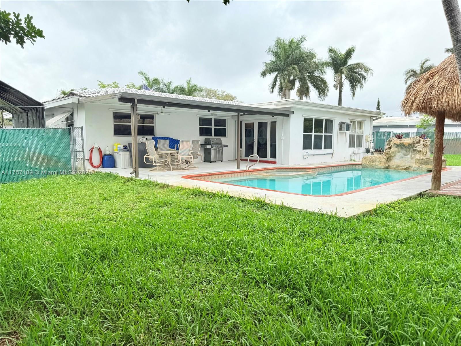Real estate property located at 5369 Balsam Ter, Broward, Plantation Gardens 4th Se, Plantation, FL