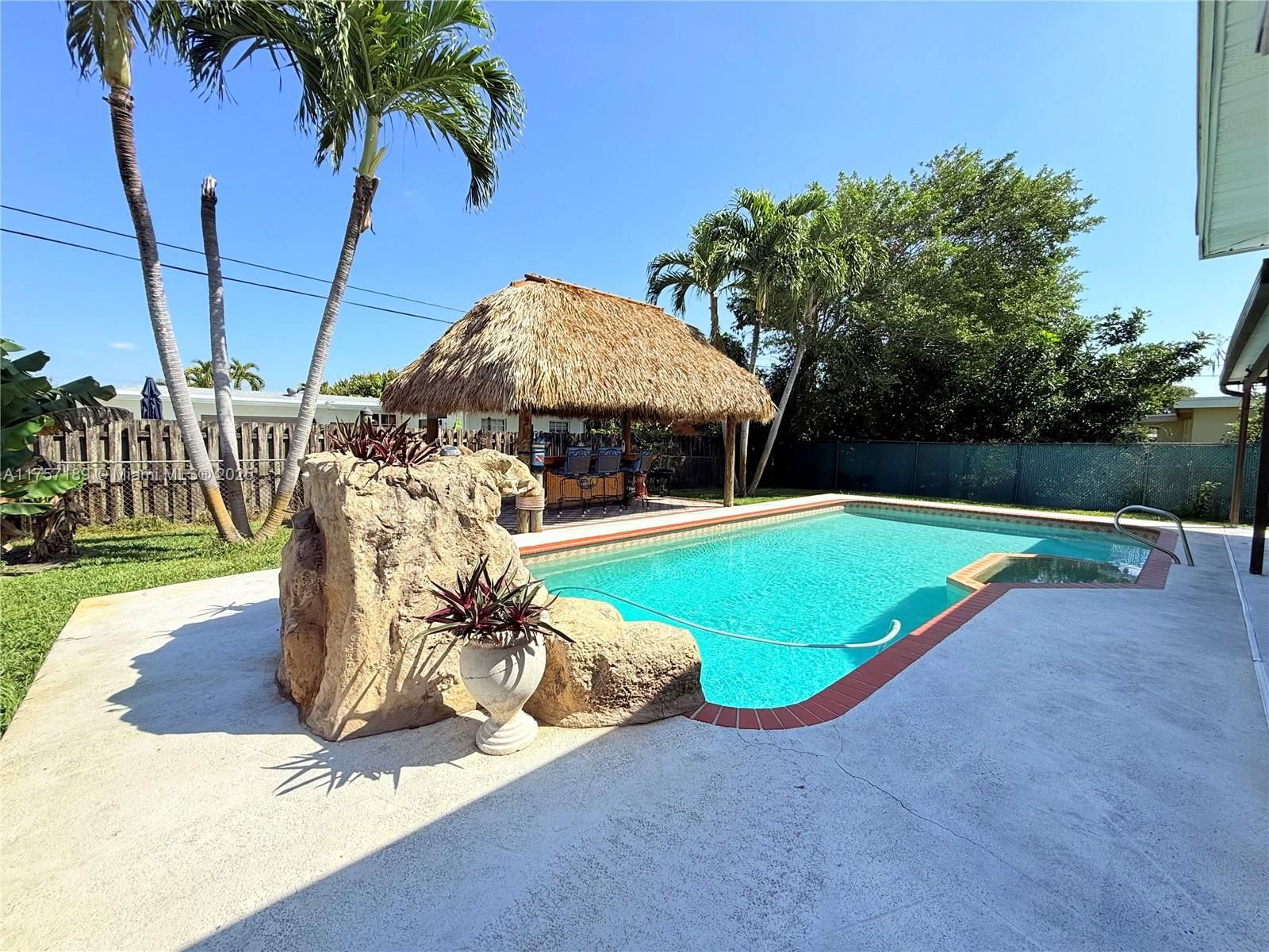 Real estate property located at 5369 Balsam Ter, Broward, Plantation Gardens 4th Se, Plantation, FL