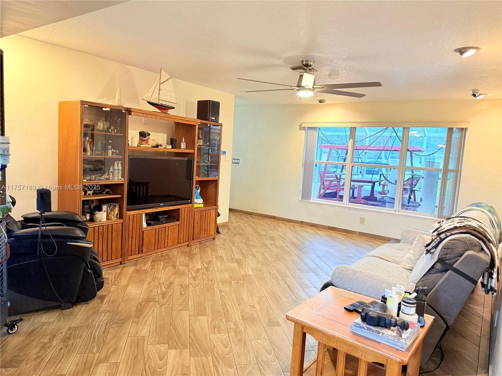 Real estate property located at 5369 Balsam Ter, Broward, Plantation Gardens 4th Se, Plantation, FL