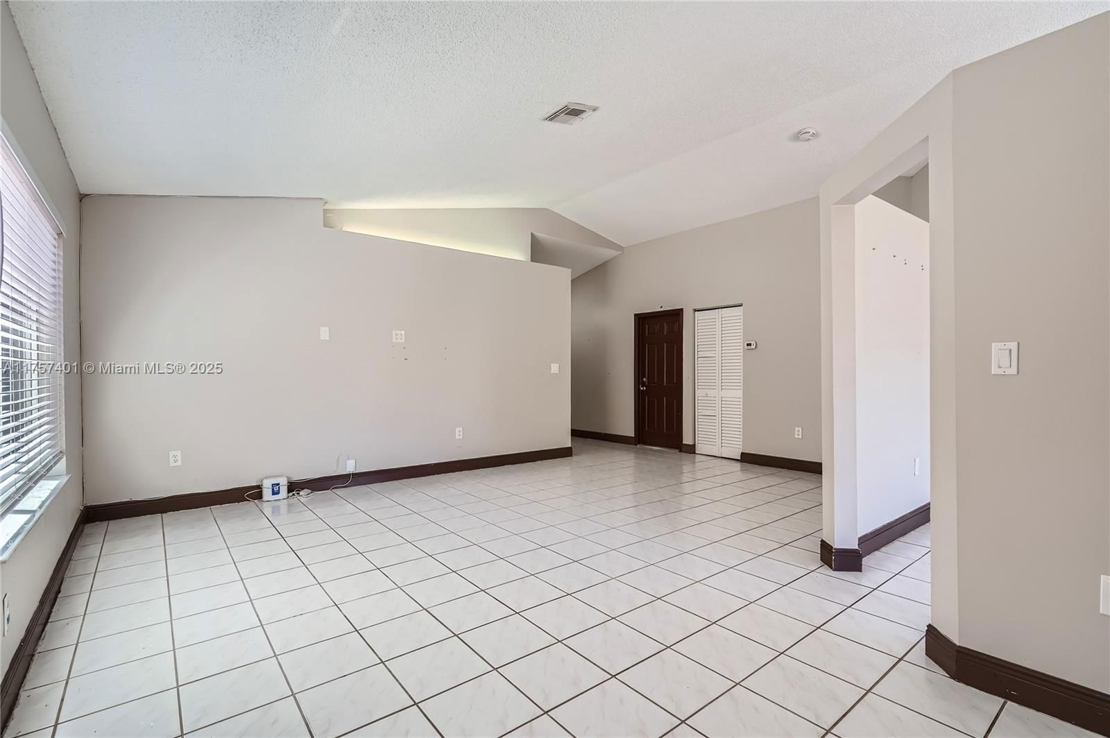 Real estate property located at 14207 176th Ter, Miami-dade, Aristotle Sub Phase I, Miami, FL