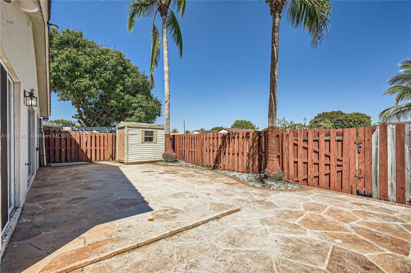 Real estate property located at 14207 176th Ter, Miami-dade, Aristotle Sub Phase I, Miami, FL