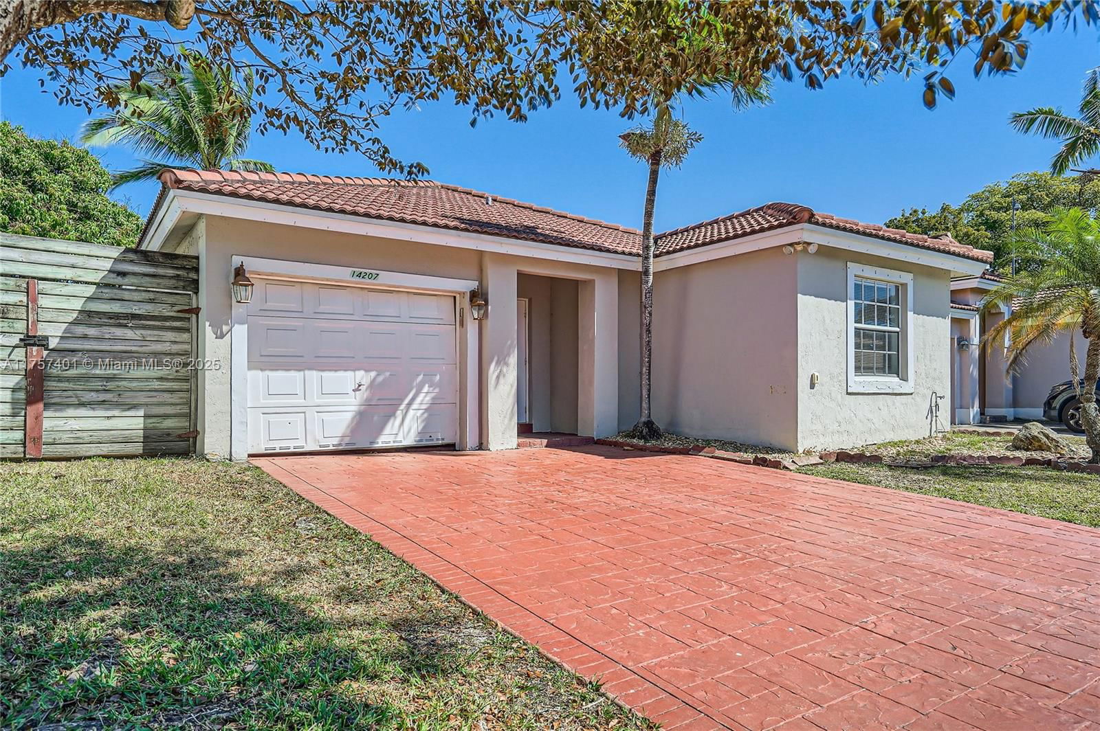 Real estate property located at 14207 176th Ter, Miami-dade, Aristotle Sub Phase I, Miami, FL