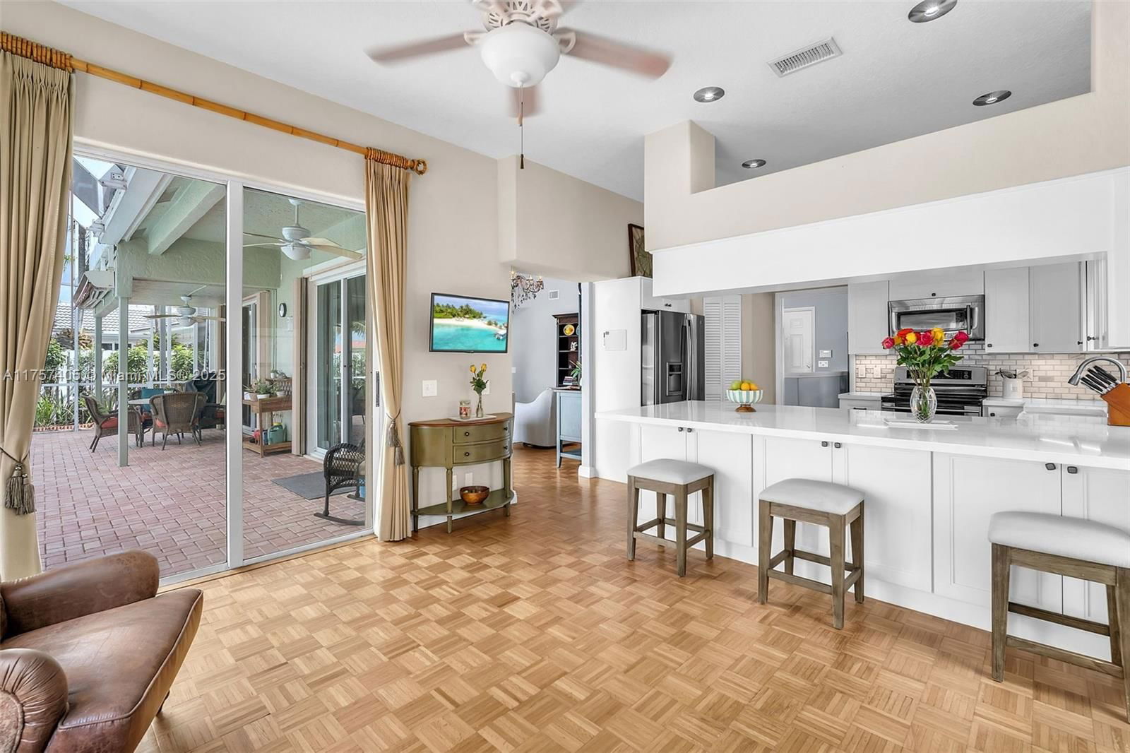 Real estate property located at 1095 Longview, Broward, Sector 5 Single Family, Weston, FL