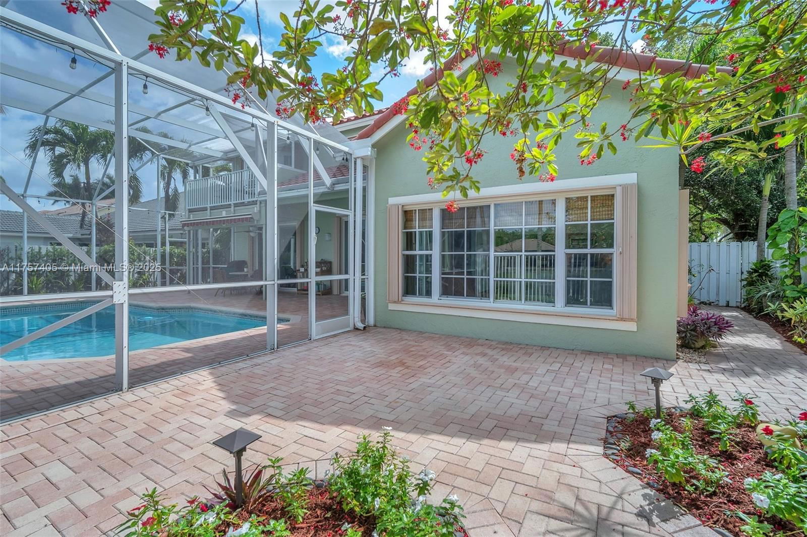 Real estate property located at 1095 Longview, Broward, Sector 5 Single Family, Weston, FL