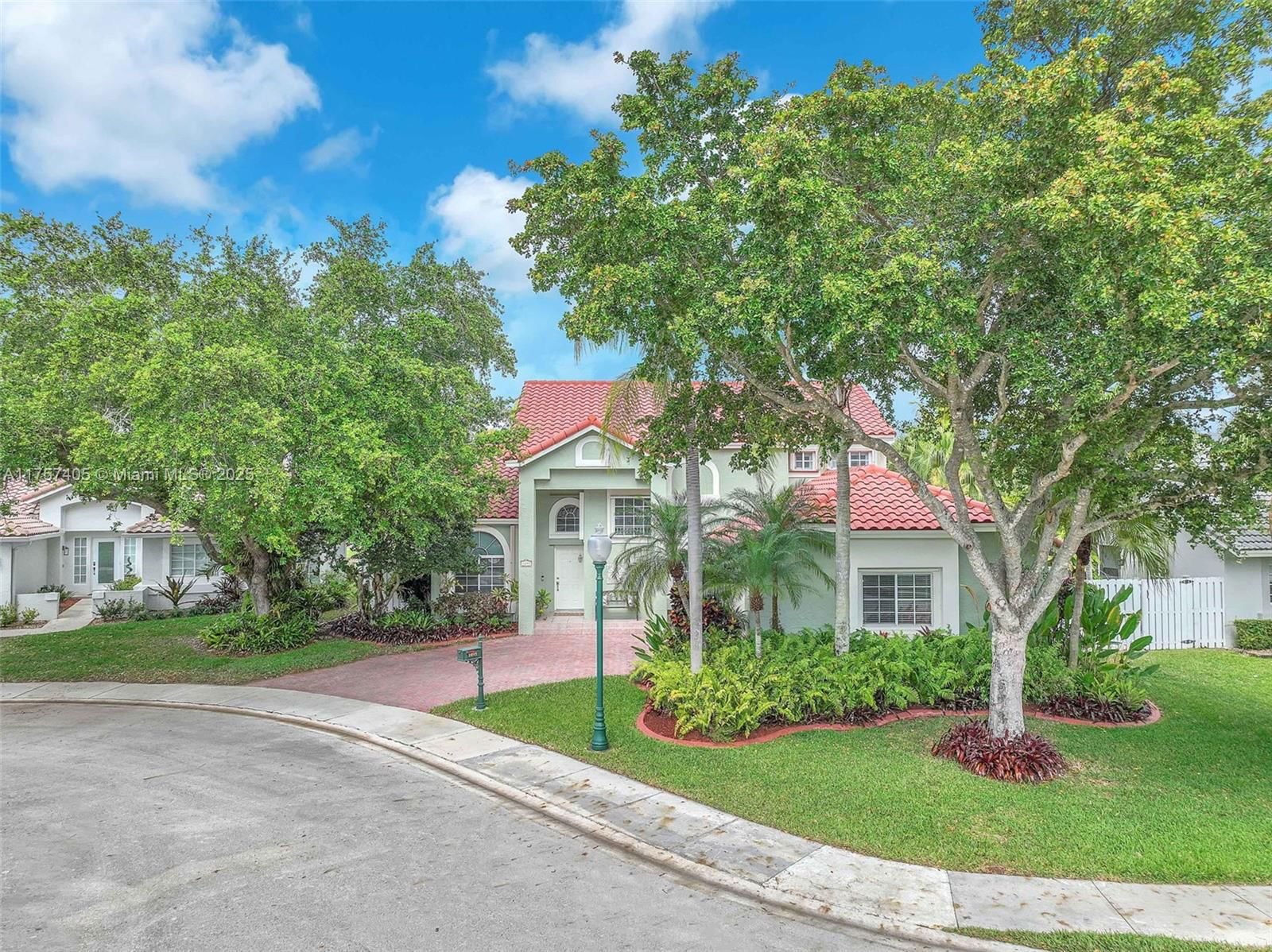 Real estate property located at 1095 Longview, Broward, Sector 5 Single Family, Weston, FL