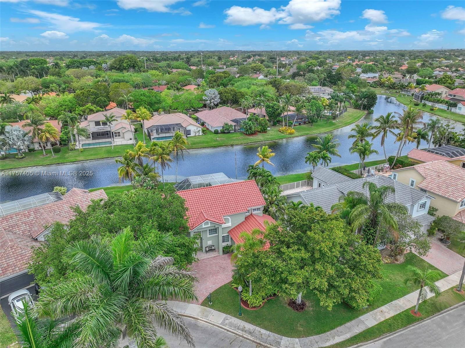Real estate property located at 1095 Longview, Broward, Sector 5 Single Family, Weston, FL